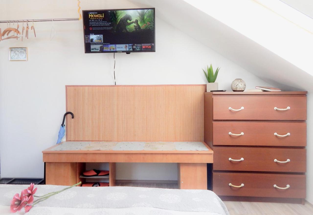 Castle View Apartment *